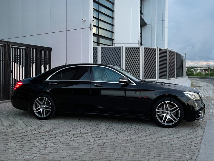 Mercedes-Benz S-Class W222