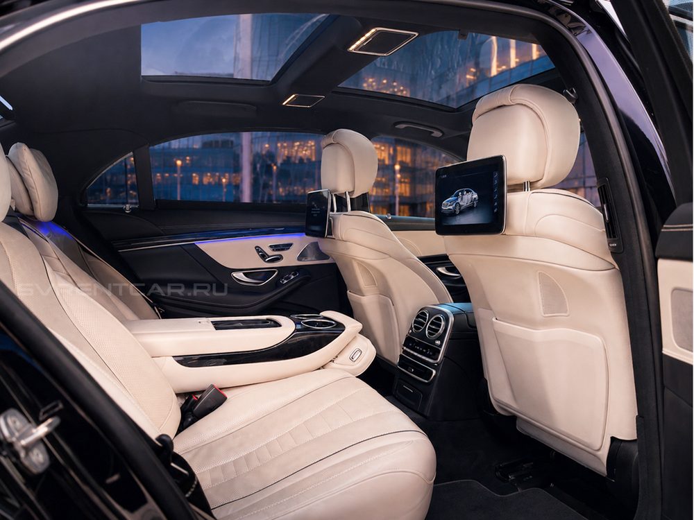Mercedes-Benz S-Class W222