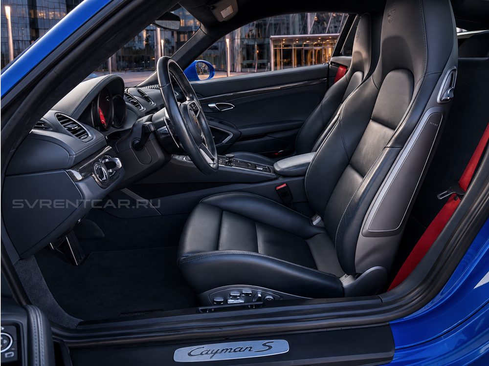 Porsche 718 Coupe синий