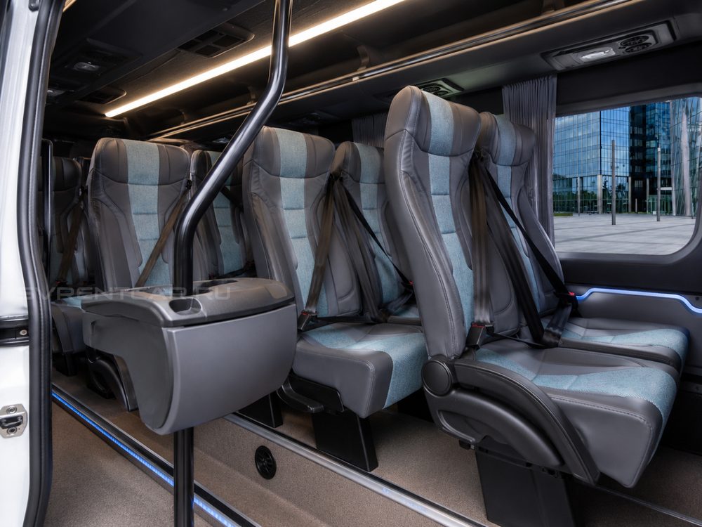 Mercedes Sprinter W907 белый