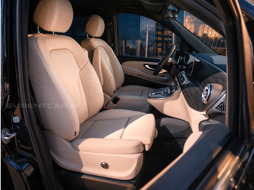 Mercedes V-class 2023 с капитанскими сидениями