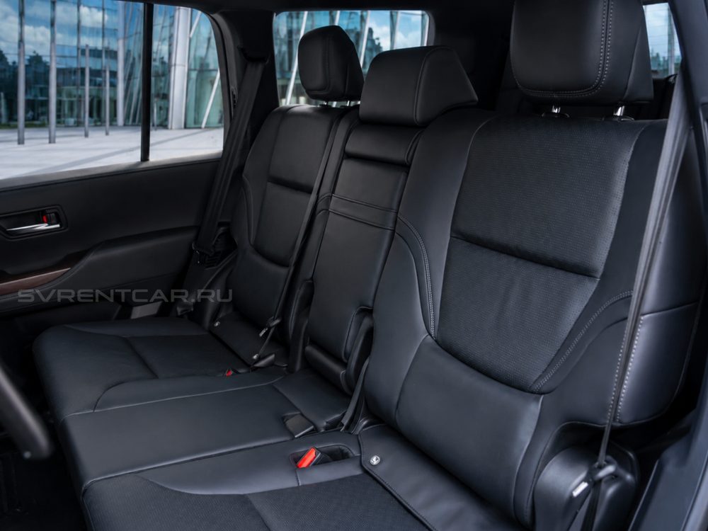 Toyota Land Cruiser 300