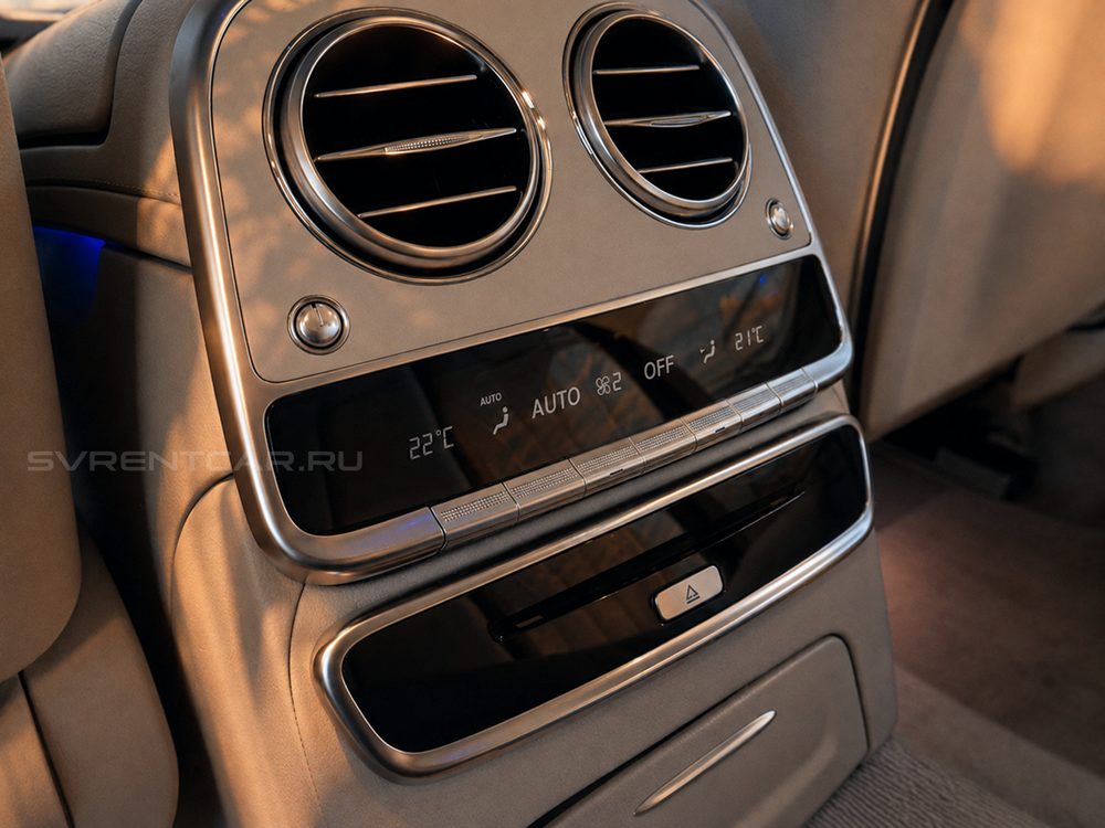 Mercedes S-Class W222
